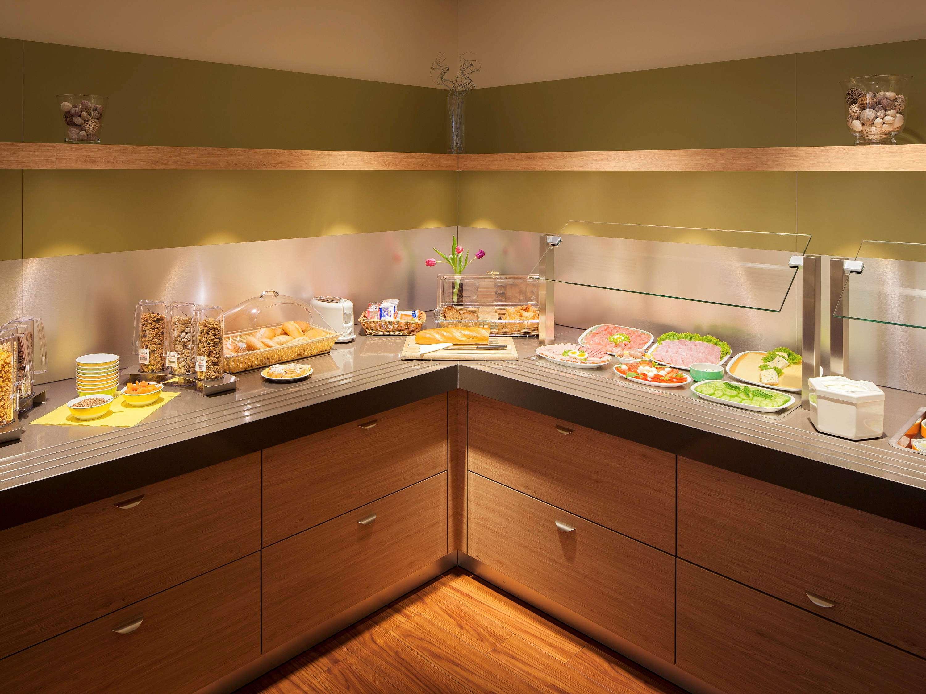 Ibis Hotel Nuernberg Altstadt Ngoại thất bức ảnh