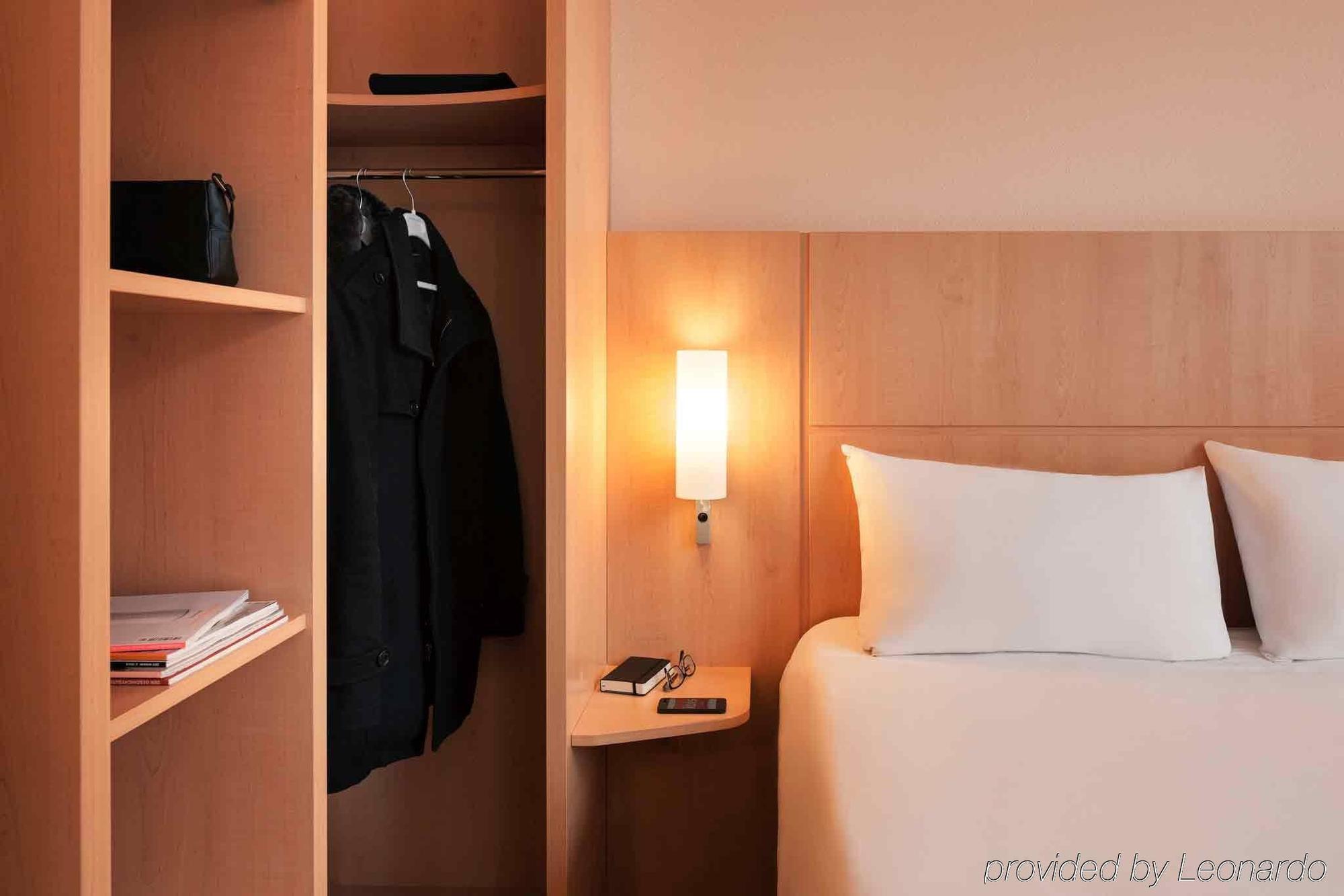 Ibis Hotel Nuernberg Altstadt Ngoại thất bức ảnh